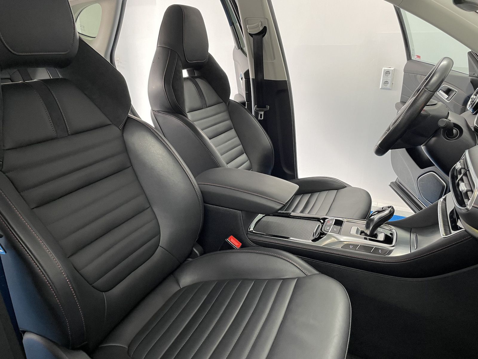 MG EHS PHEV Luxury 360/Pano/Leder/Navi/ACC+/Keyless