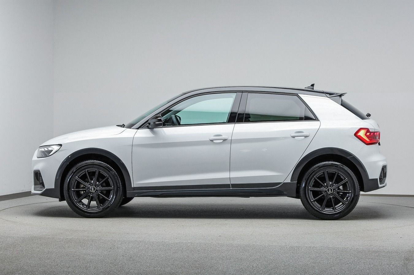 Audi A1 allstreet 30 TFSI - Samsaru's Car Outlet