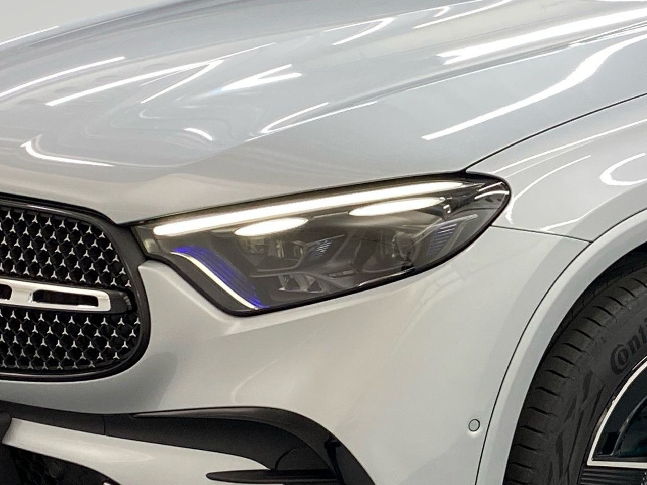 Mercedes-Benz GLC 300 e 4Matic AMG+AHK+PANO+KEYLESS+DIGITAL