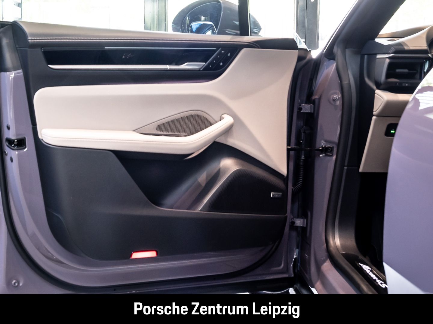 Porsche Macan 4S AR-HeadUp Sitzklima Matrix AHK BeifDisp