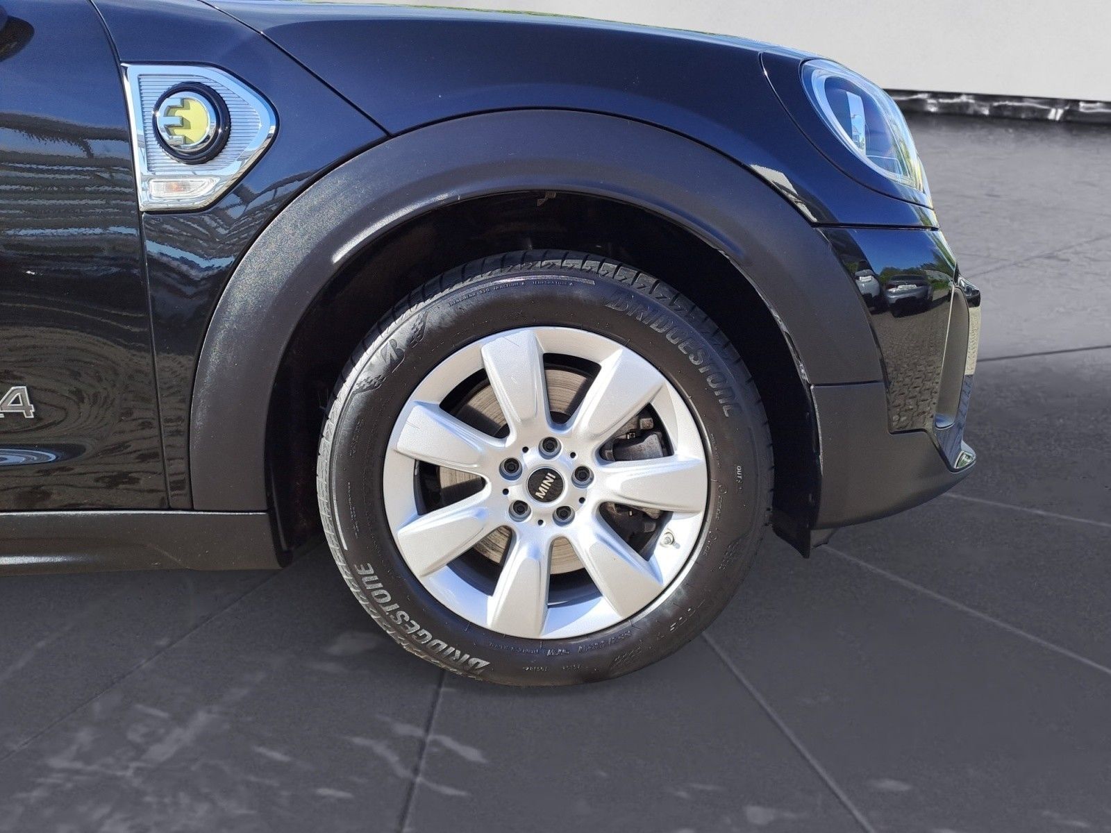 MINI Countryman Cooper SE ALL4 Essential Trim Aut. - Samsaru's Car Outlet
