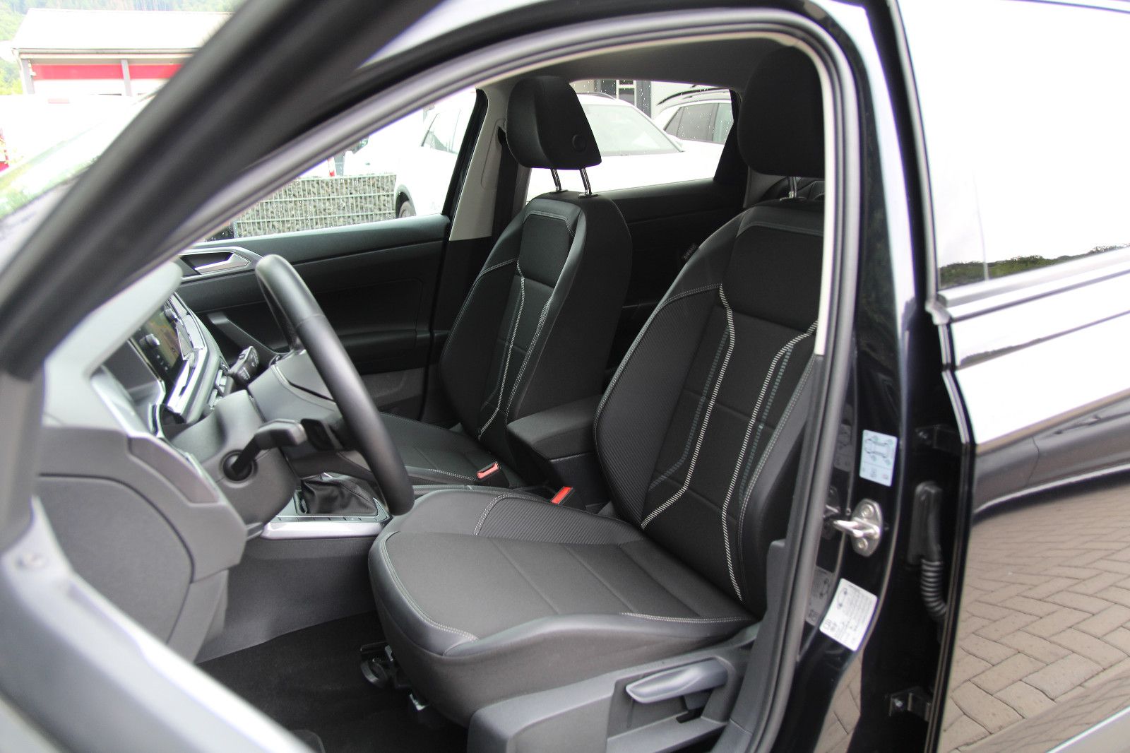 Volkswagen Taigo 1.5 TSI DSG Style - Samsaru's Car Outlet