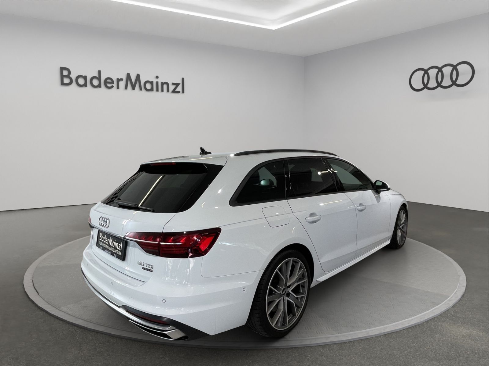 Audi A4 Avant Advanced 50 TDI quattro - Samsaru's Car Outlet