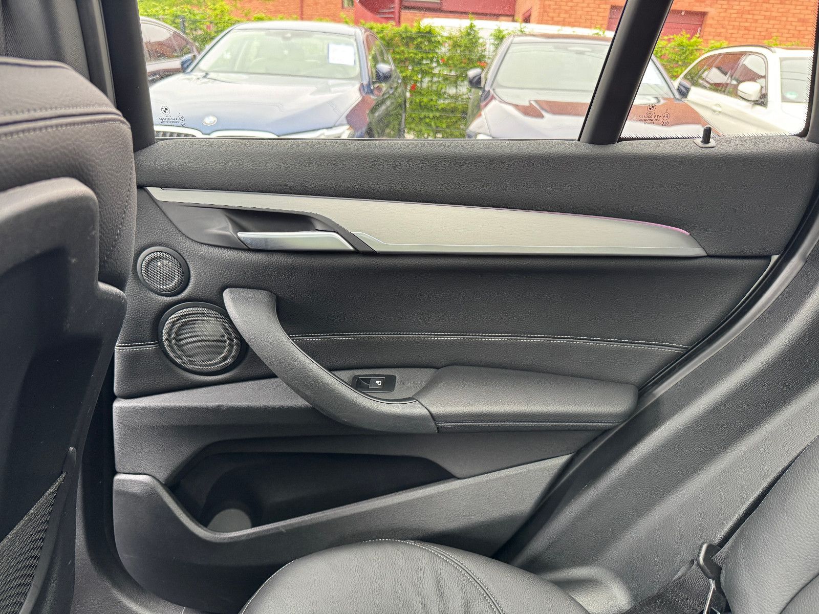 BMW X1 xDrive 25 e M Sport - Samsaru's Car Outlet
