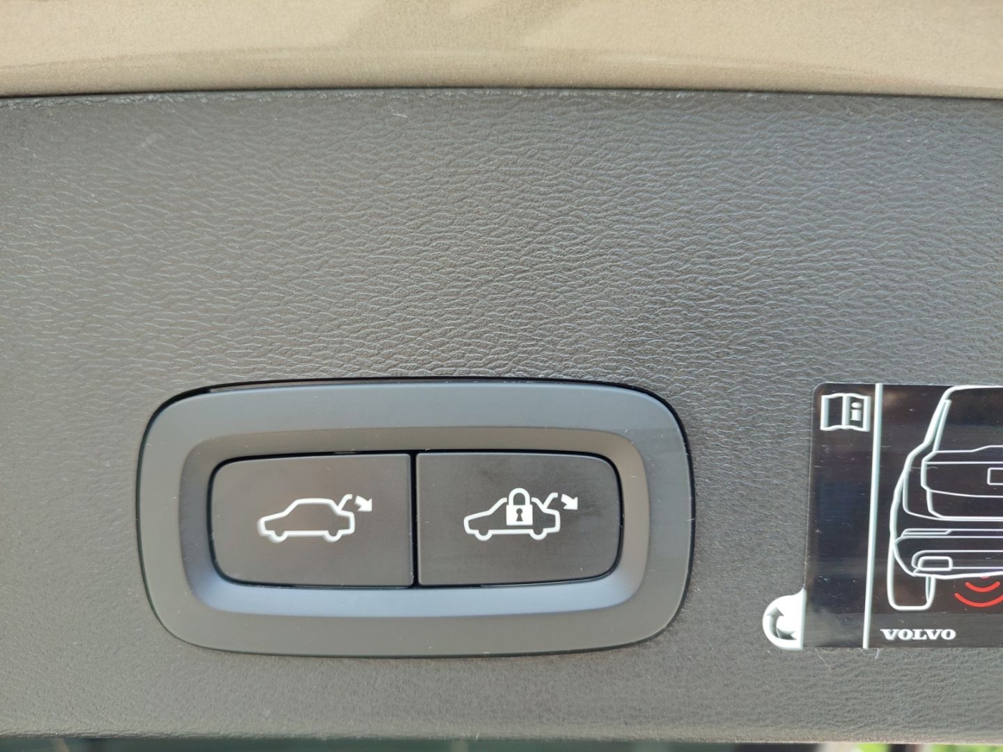 Volvo XC40 Inscription Recharge Plug-In Hybrid 2WD T5