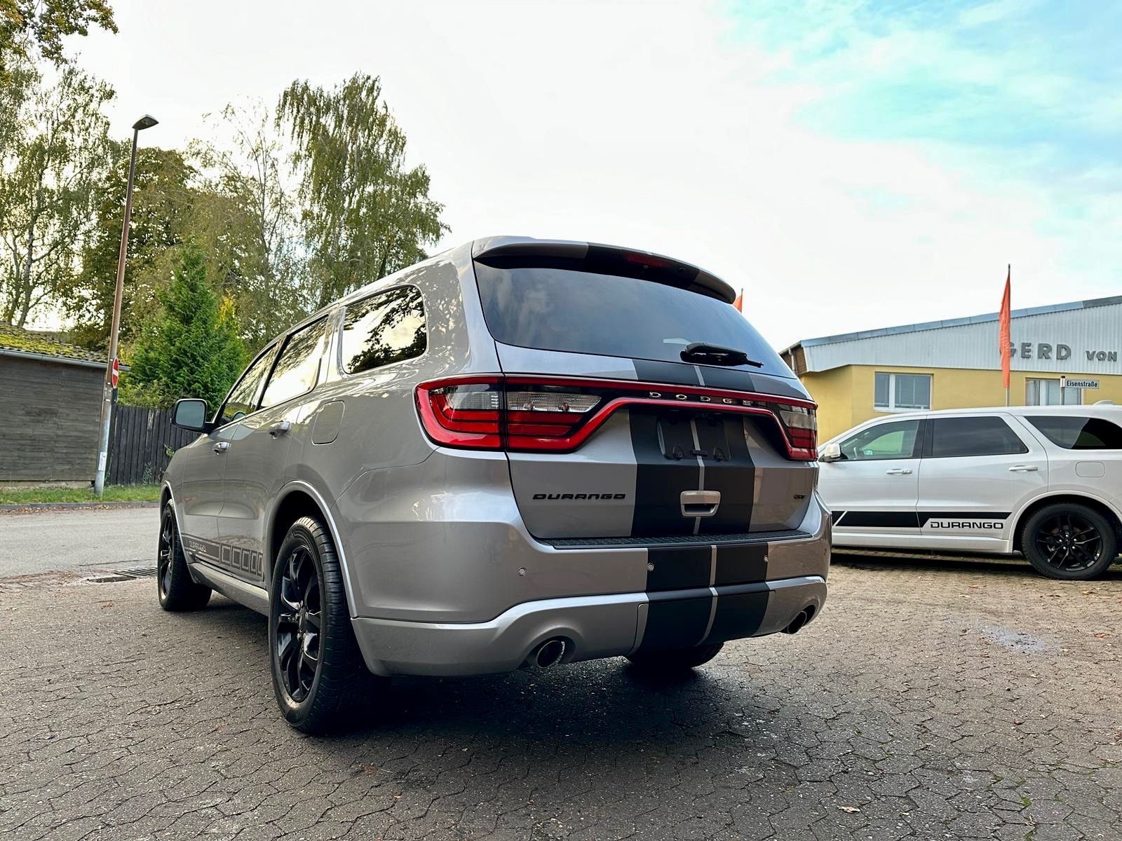 Dodge 3,6 V6*LED*PDC*LEDER*7 SITZER*20 ZOLL*NAVI*