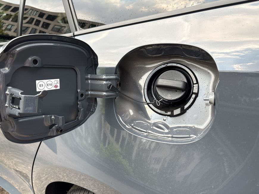 Toyota Corolla 2.0 Hybrid TS Technik-Paket Kamera Navi