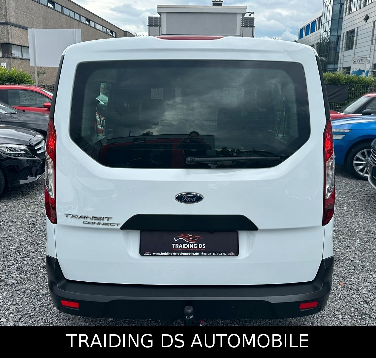 Ford Transit Connect - Samsaru's Car Outlet