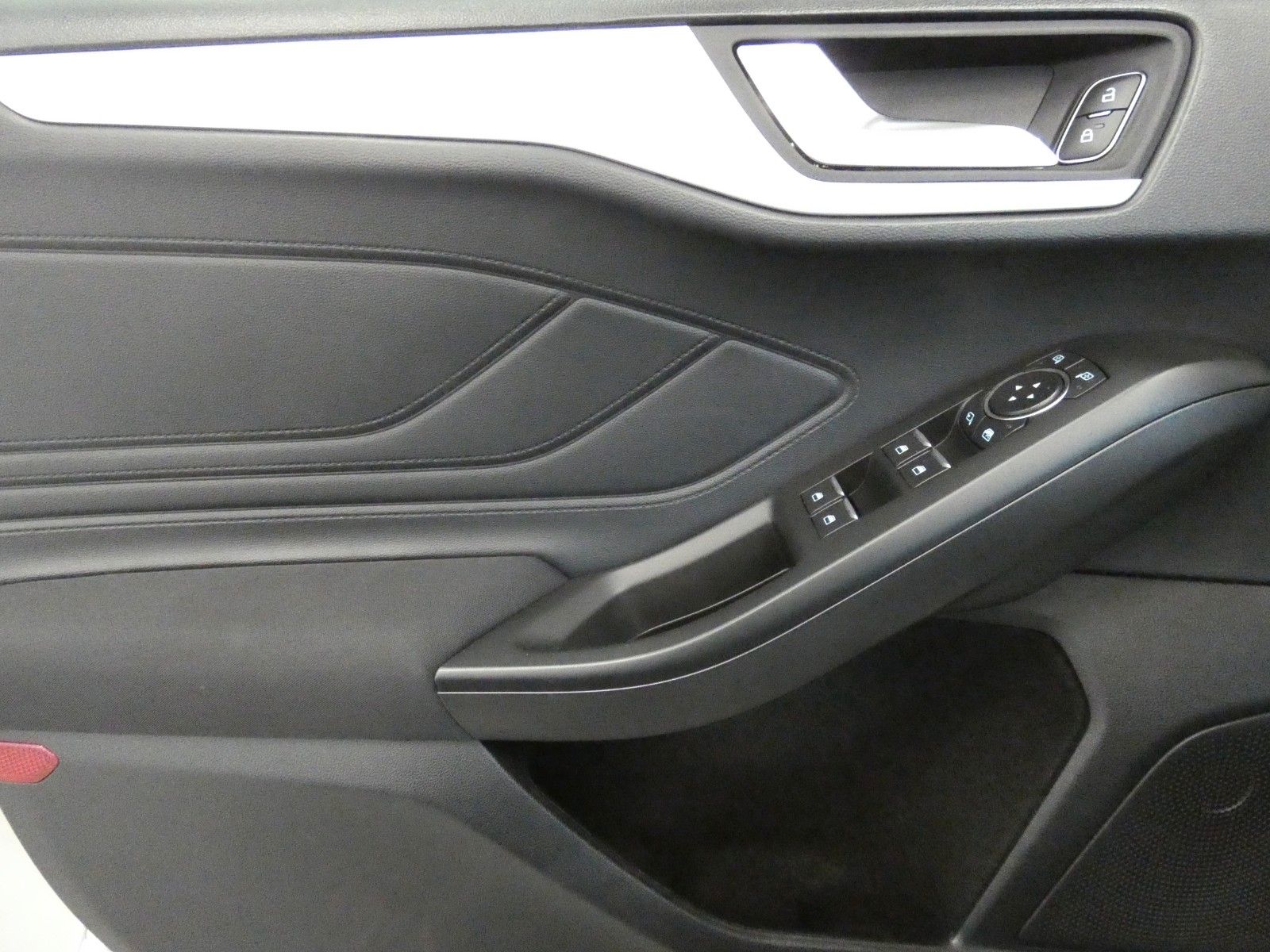 Ford Focus Turnier 2.0 - Samsaru's Car Outlet