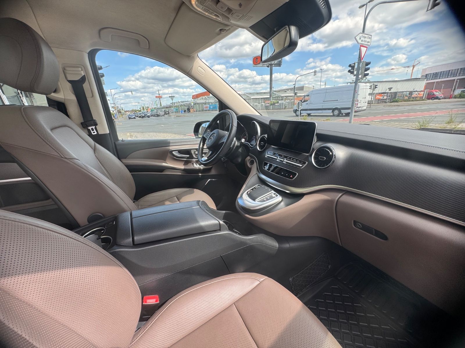 Mercedes-Benz V 250 d EXCLUSIVE EDITION - Samsaru's Car Outlet