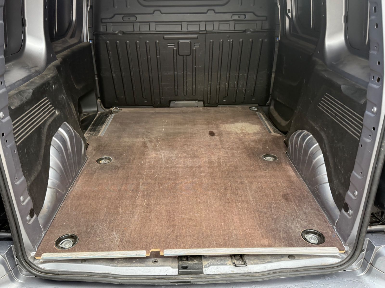 Opel Combo E Cargo Edition - Samsaru's Car Outlet