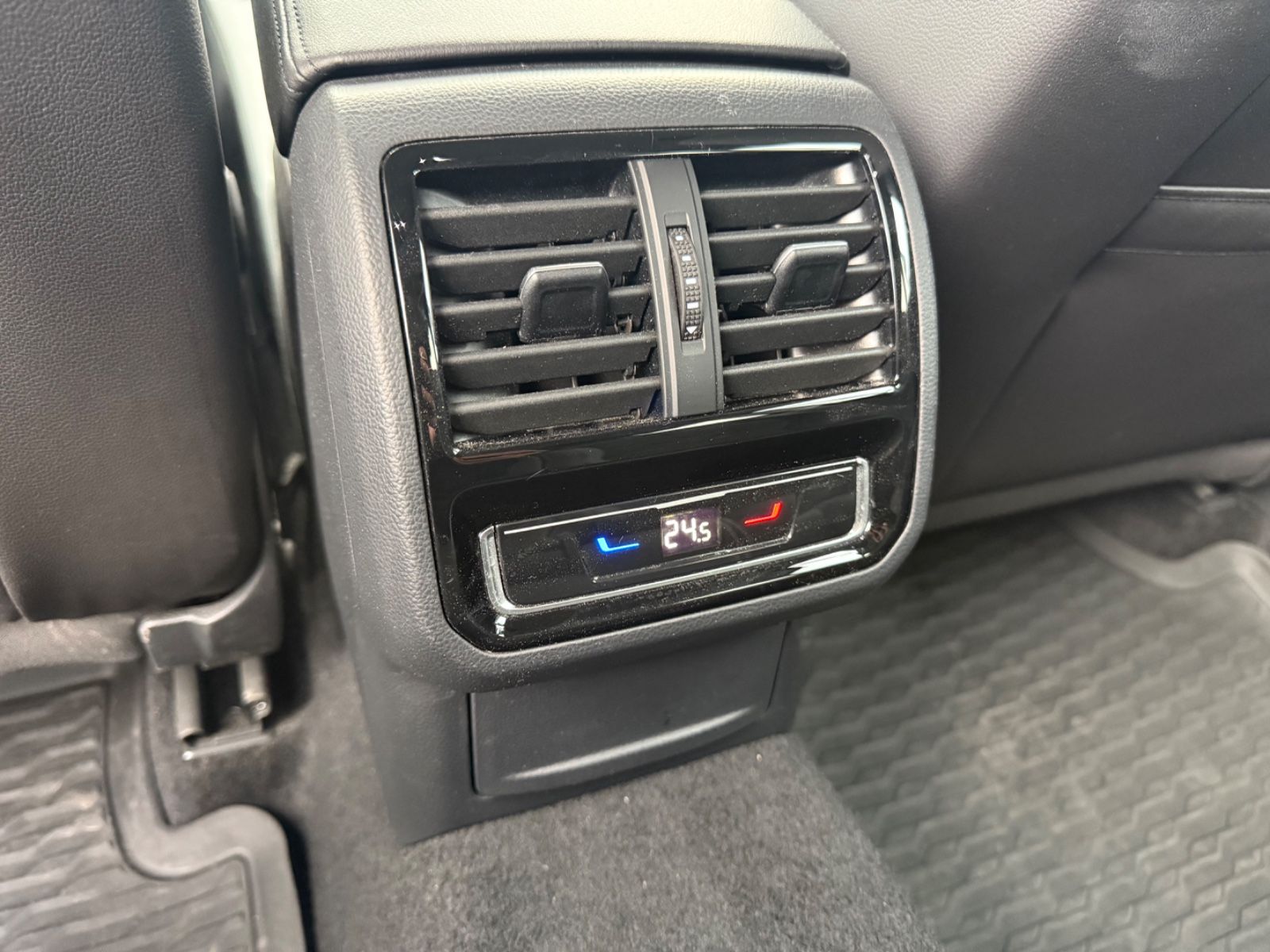 Volkswagen Passat Variant Elegance 4Motion *1. Hand *AHK