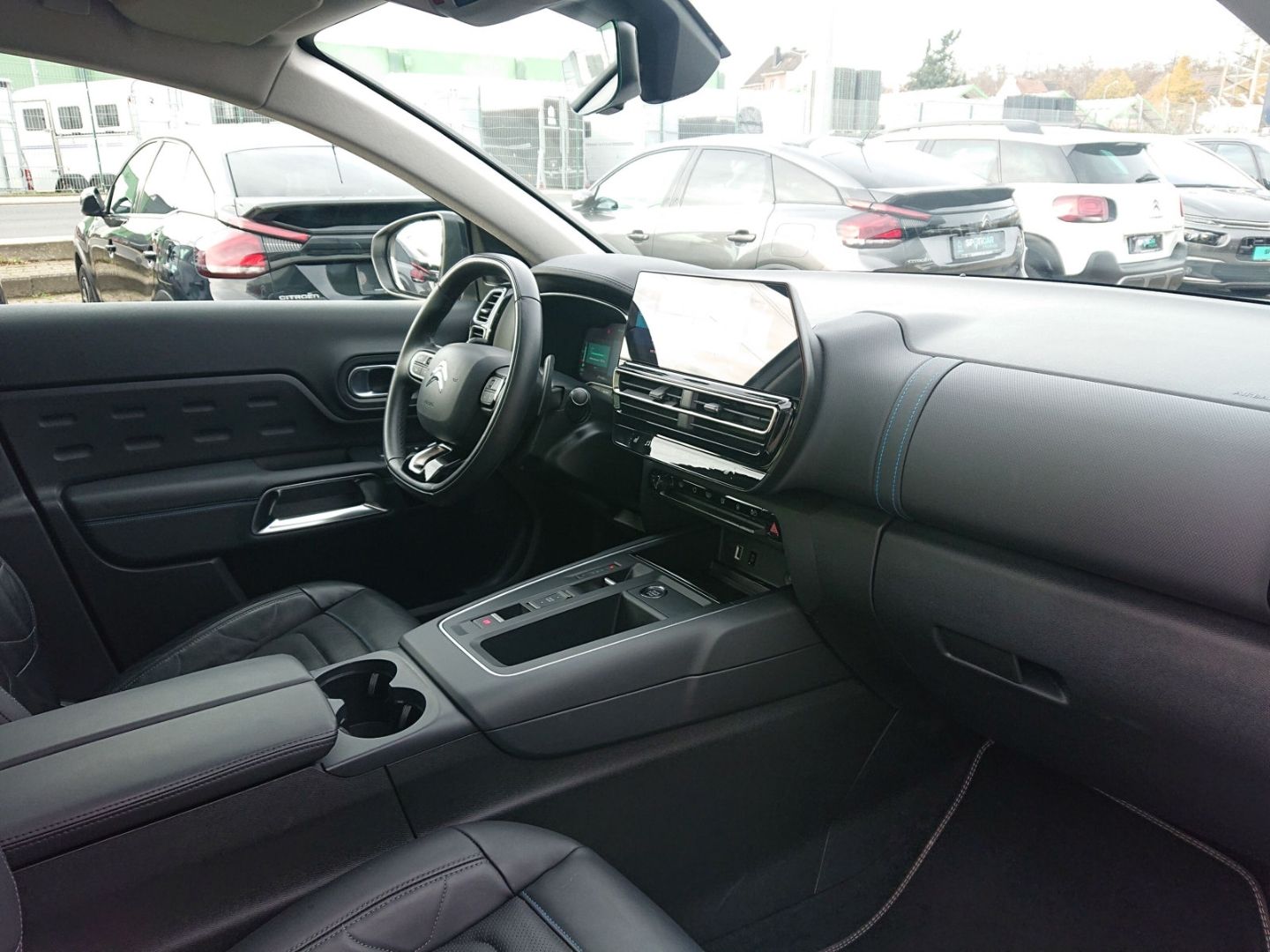 Citroën C5 Aircross Hybrid 225 e.EAT8 SHINE PACK AHK Led