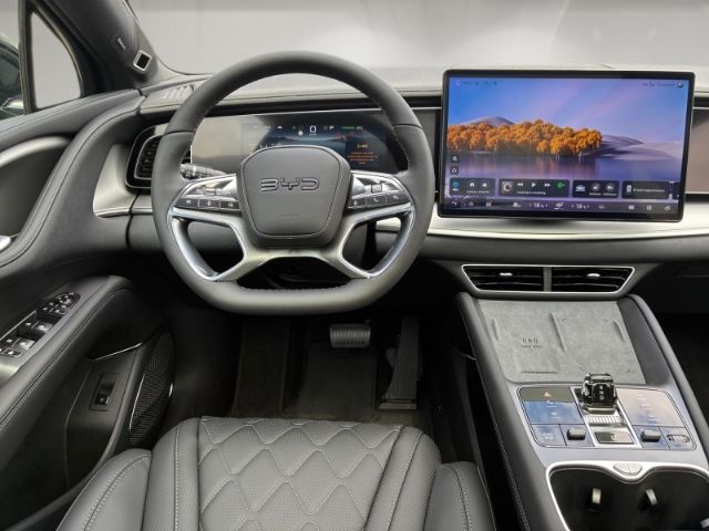 BYD Sealion 7