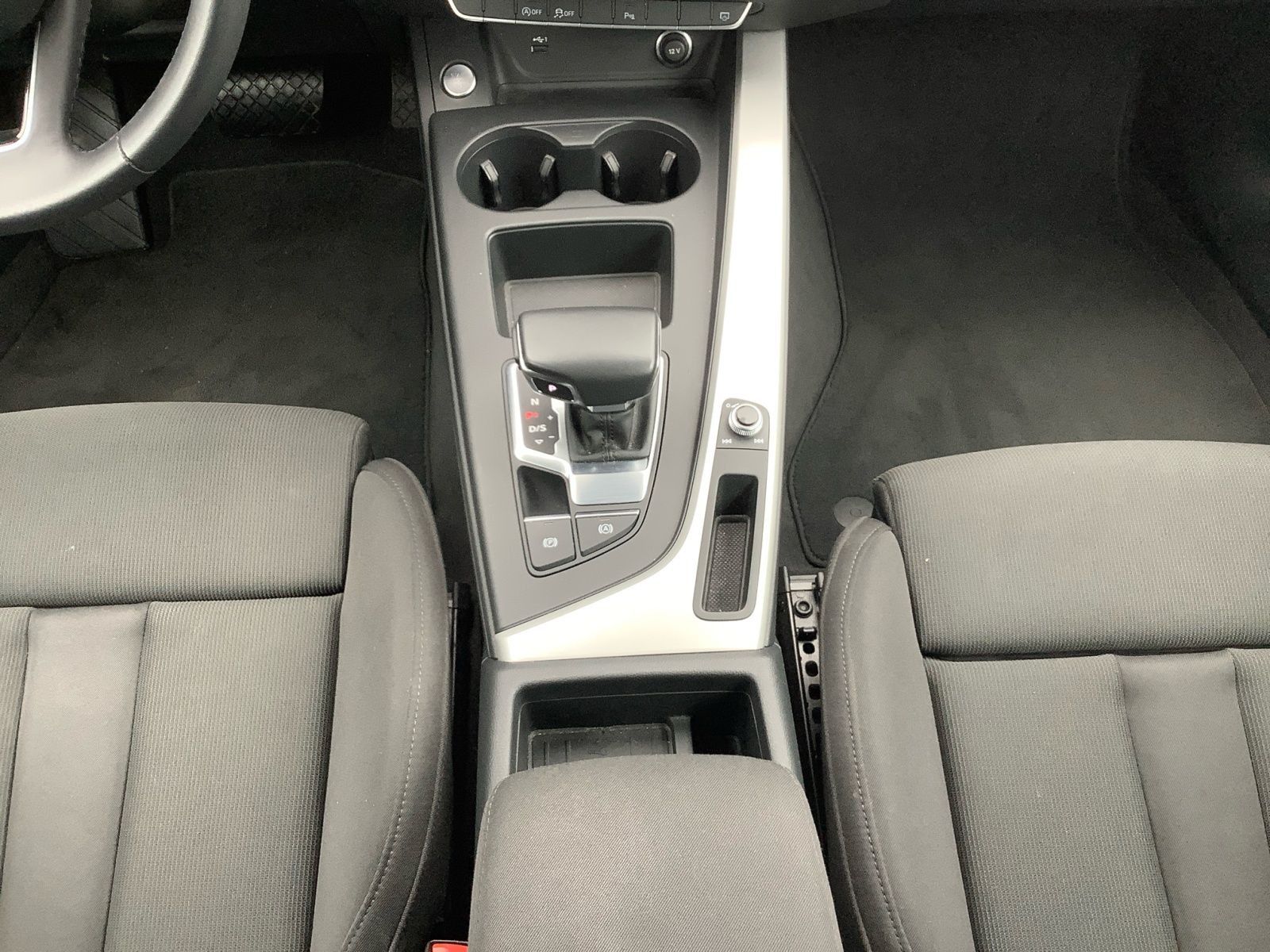 Audi A4 Avant 35 TDI S-Tronic - Samsaru's Car Outlet