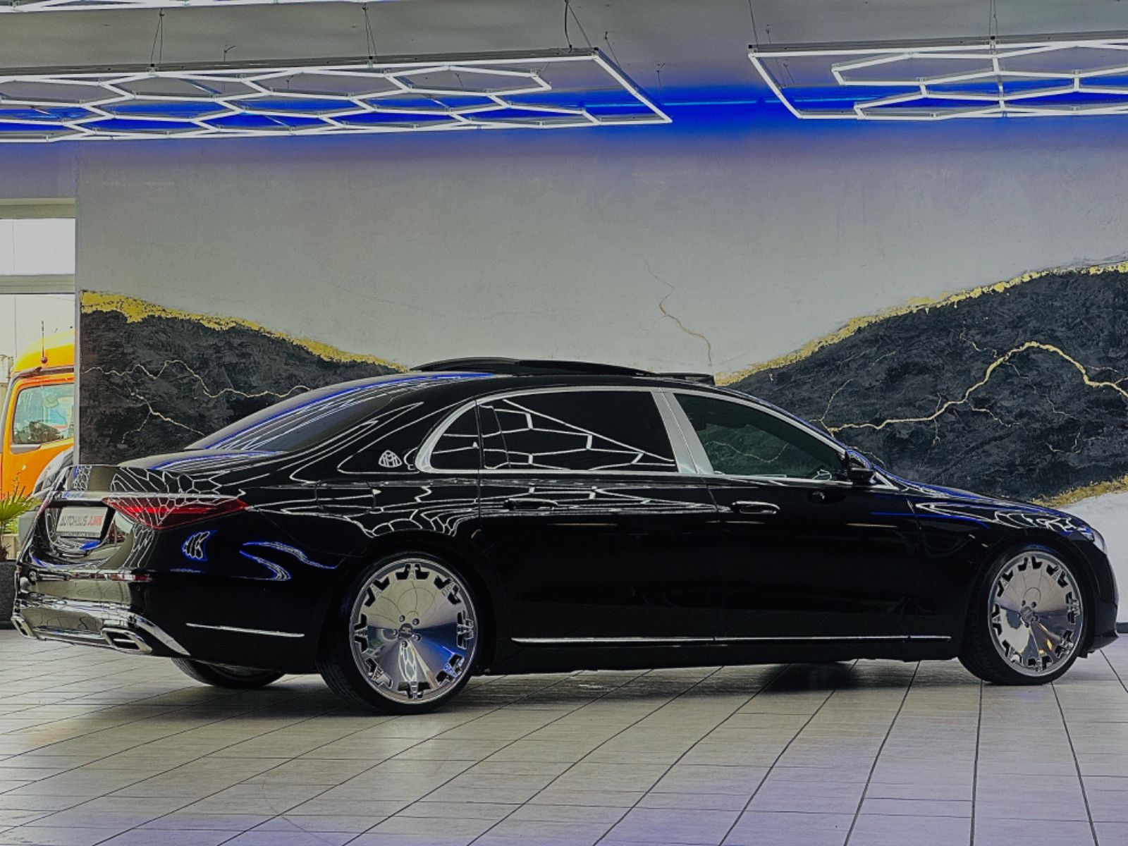 Mercedes-Benz S 580 Maybach - Samsaru's Car Outlet