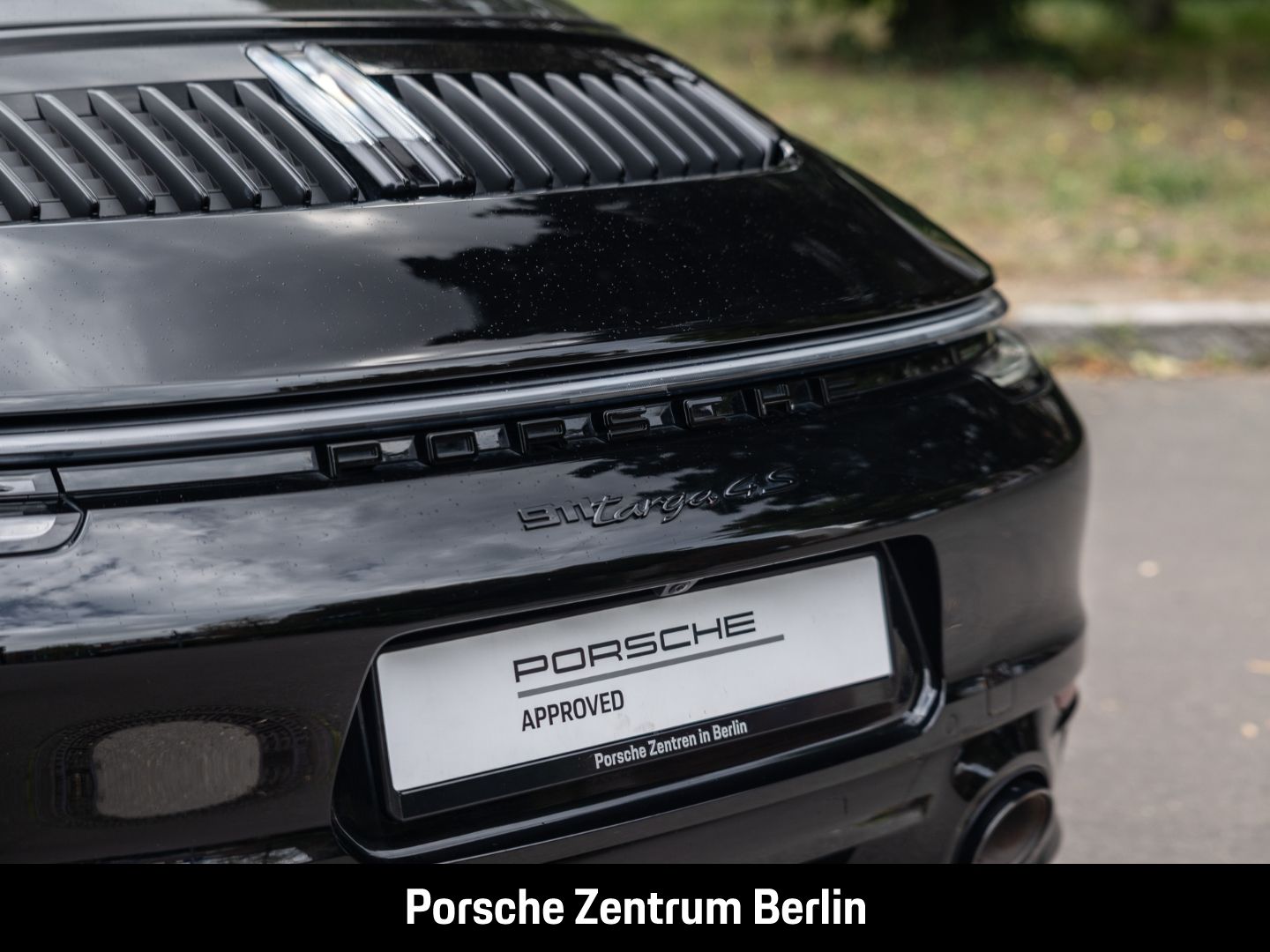 Porsche 992 911 Targa 4S BOSE Sportabgas SportDesign LED