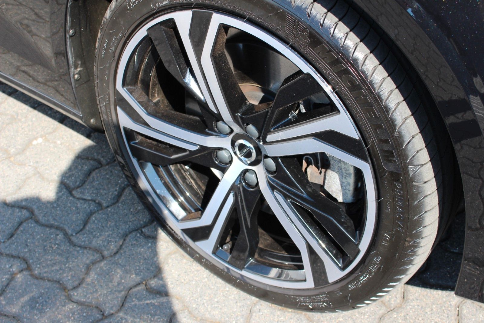 Volvo S60 B5 Benzin Ultimate Dark AWD +harman+ACC+HUD+