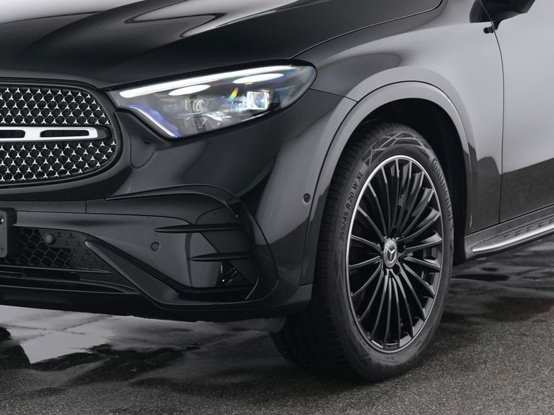 Mercedes-Benz GLC 300d AMG PremiumPlus +Night+StHz+AHK+NP94T€!