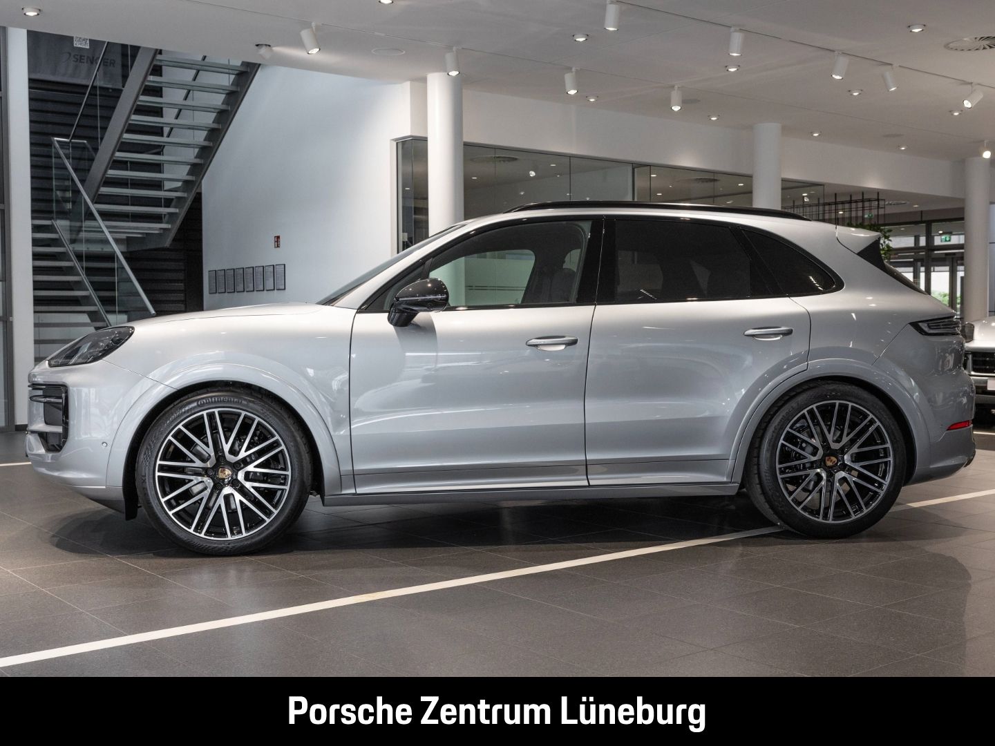 Porsche Cayenne BOSE Luftfederung Panorama Surround-View