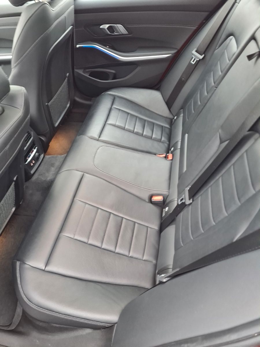 BMW 3 Touring 320 i Sport Line - Samsaru's Car Outlet