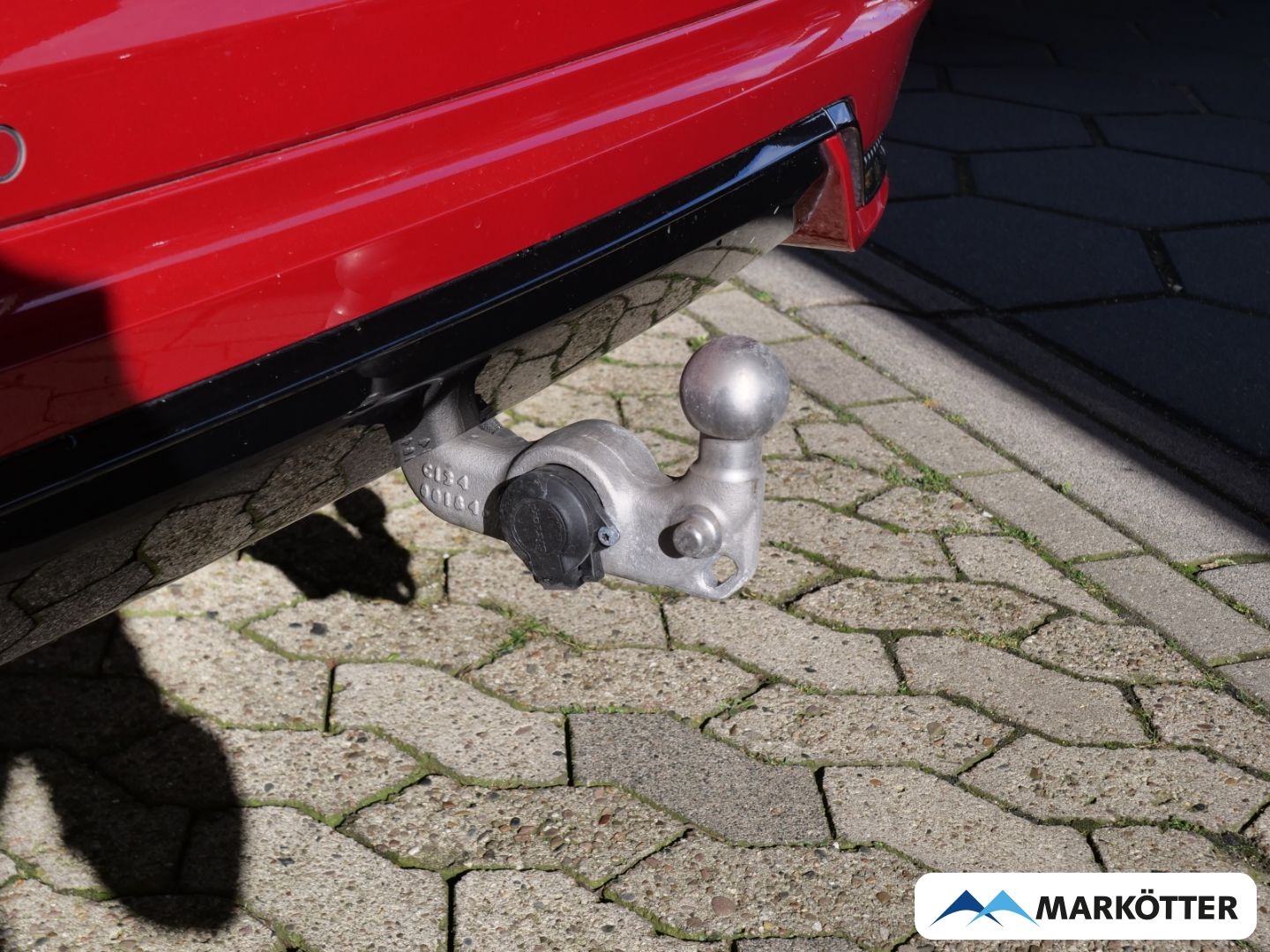 Volvo XC60 B5 AWD Plus Dark AHK/PANO/BLIS/360CAM/