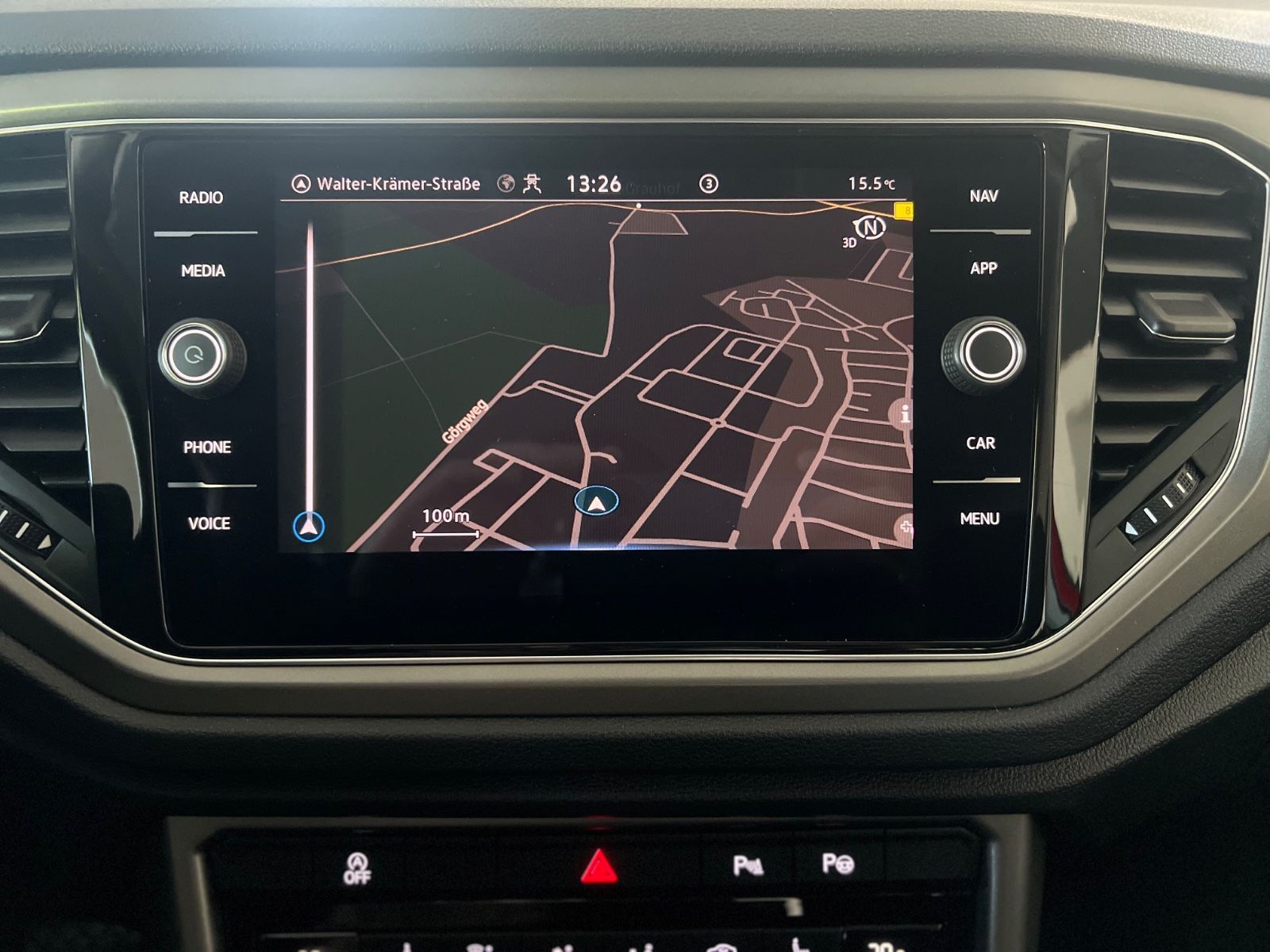 Volkswagen T-Roc 1.5 TSI Style - Samsaru's Car Outlet