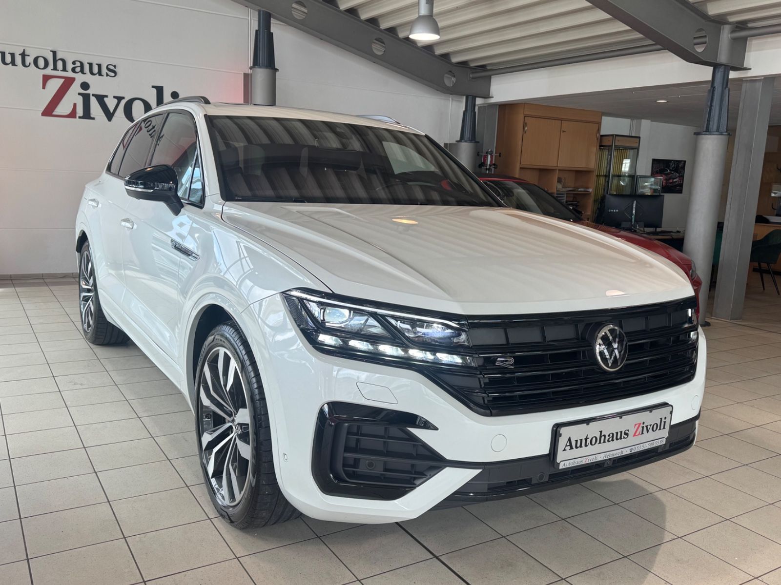 Volkswagen Touareg R-Line Pano IQ LIGHT Exterieur Black Sty