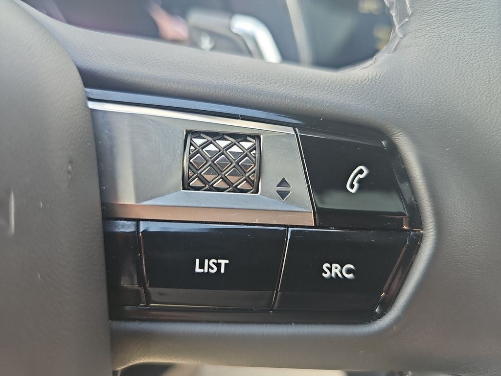DS Automobiles DS 7 BlueHDI 130 Aut. OPERA LEDER Panoramadach