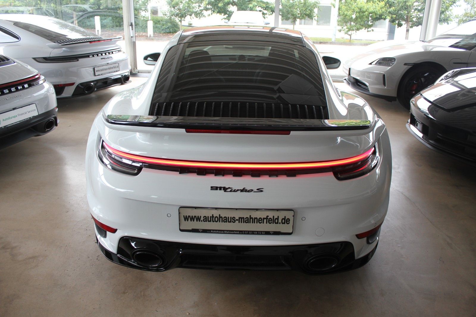 Porsche 992 Turbo S RHD/Sportabgas/SportDesign/GDach/SWA