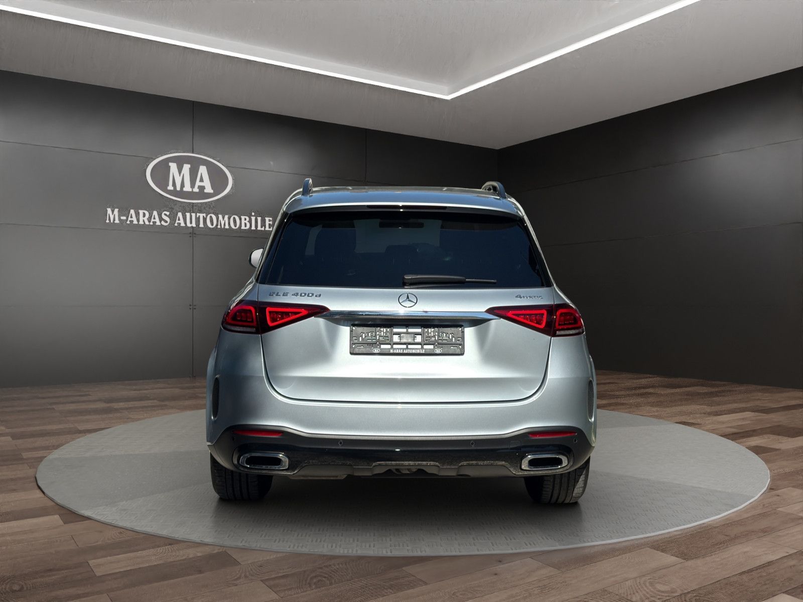 Mercedes-Benz GLE 400d 4Matic AMG Pano Burmester Standh.AHK