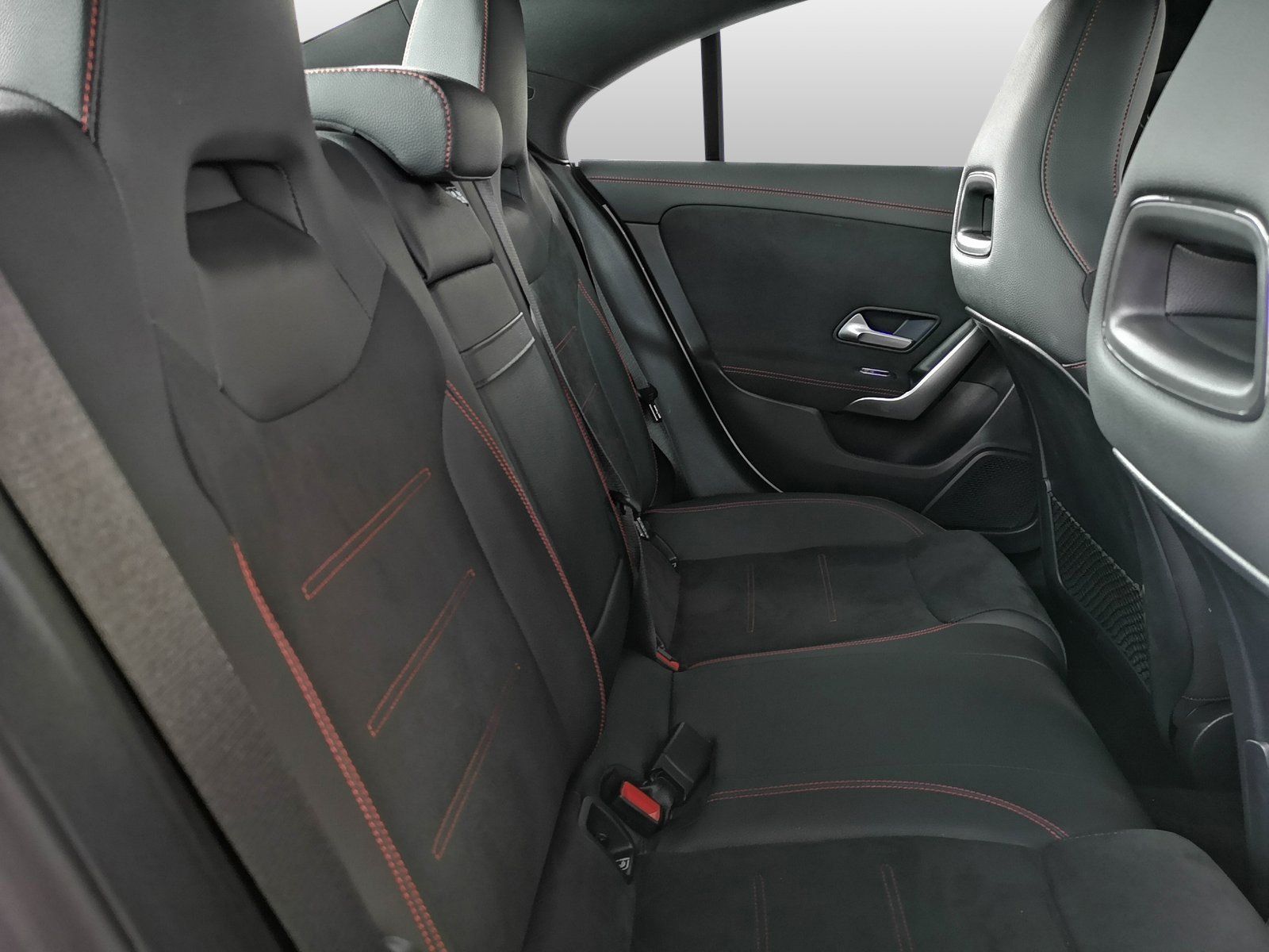 Mercedes-Benz CLA 180 Coupé AMG Line - Samsaru's Car Outlet