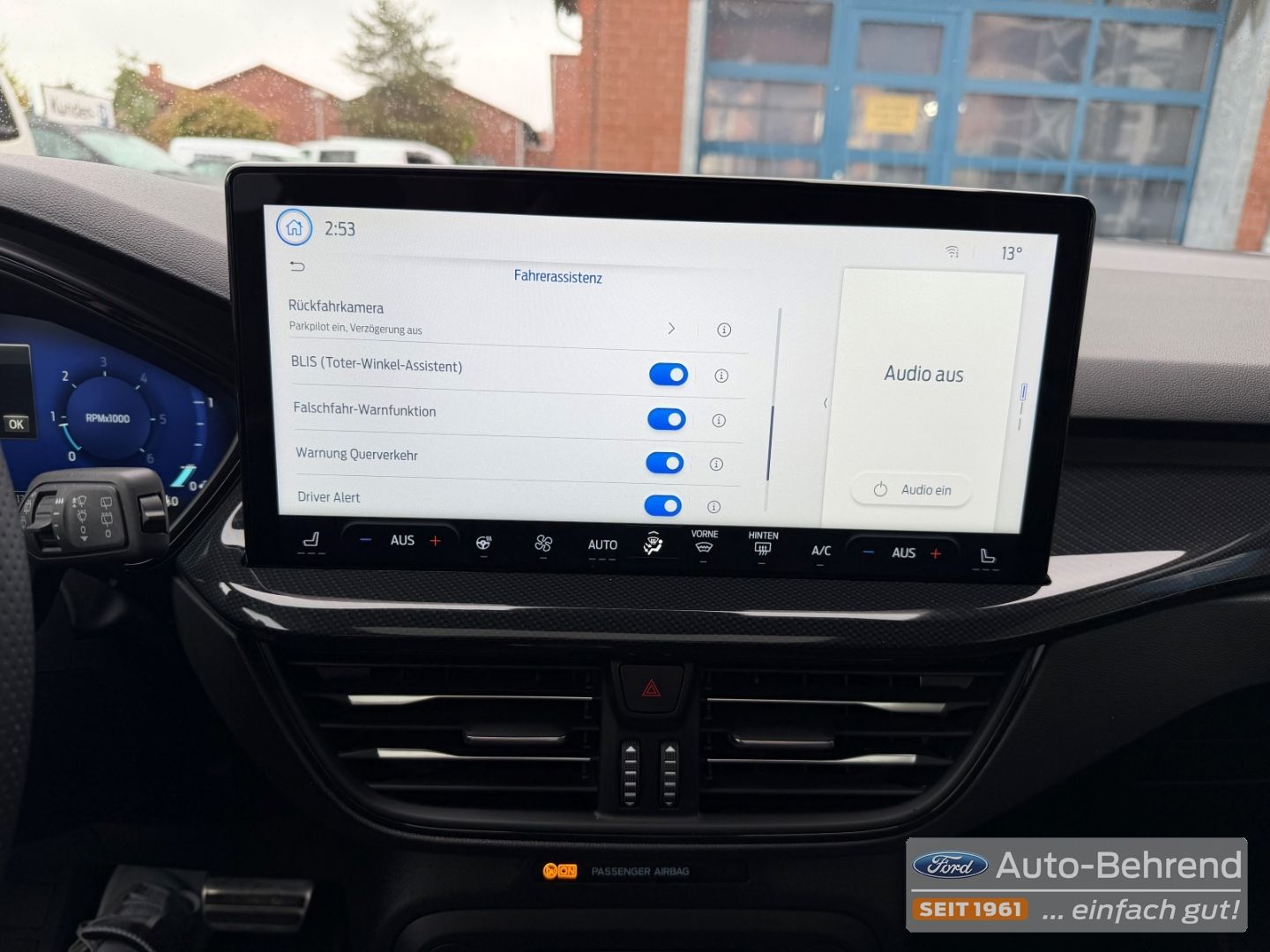 Ford Focus ST-Line X Automatik Panoramadach Kamera