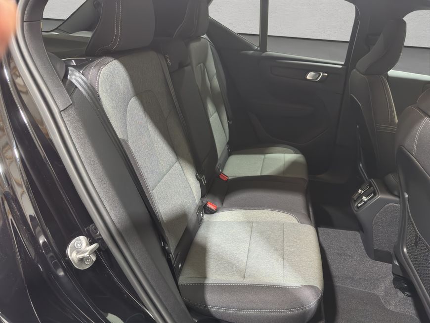 Volvo XC40 B3 B DKG Core *NAVI*CAR PLAY*RFK*