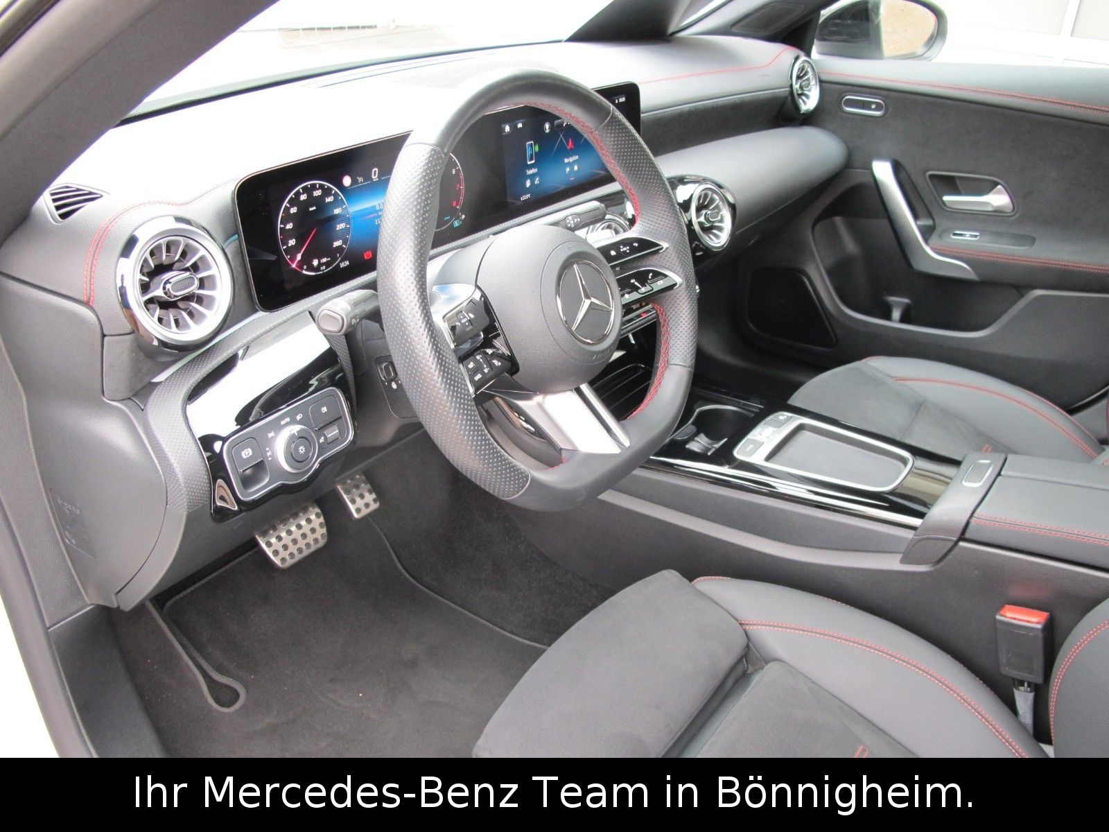 Mercedes-Benz CLA 200 AMG Line - Samsaru's Car Outlet