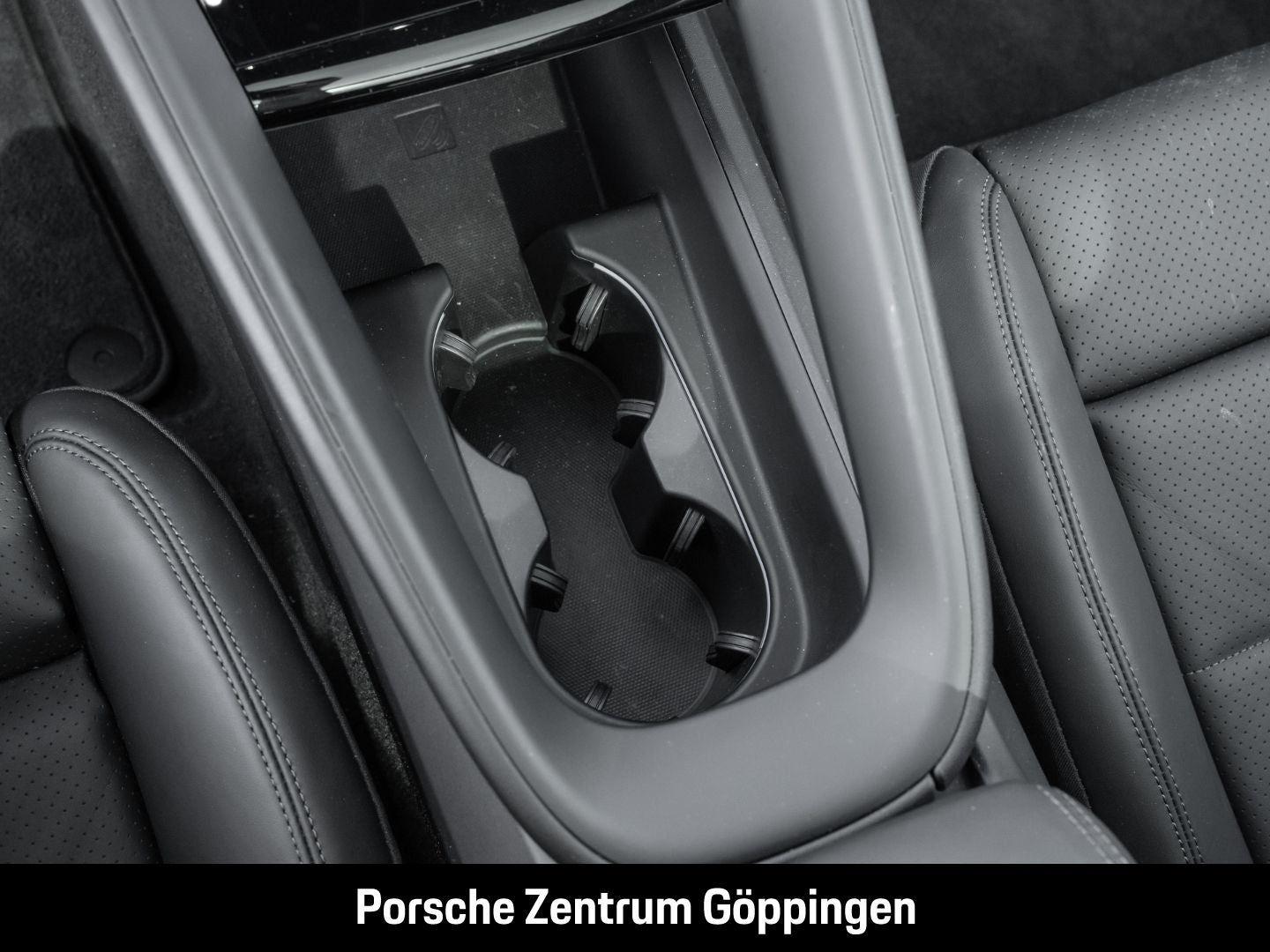 Porsche Macan 4S BOSE LED-Matrix Panorama Surround-View