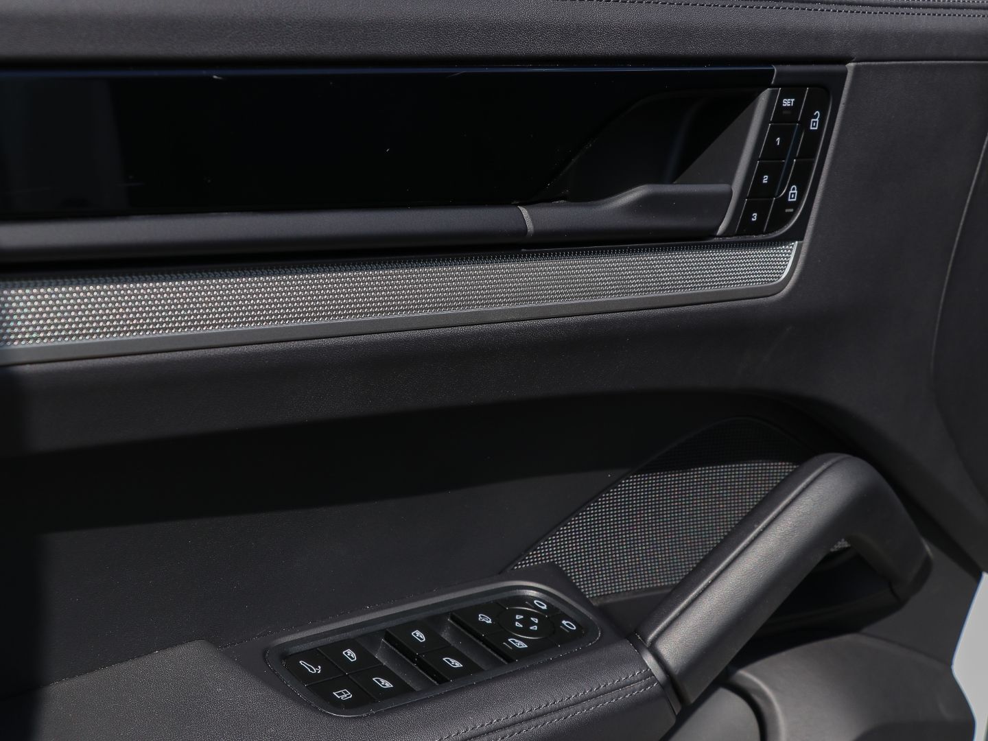 Porsche Cayenne E-Hybrid BOSE Surround-View HA-Lenkung