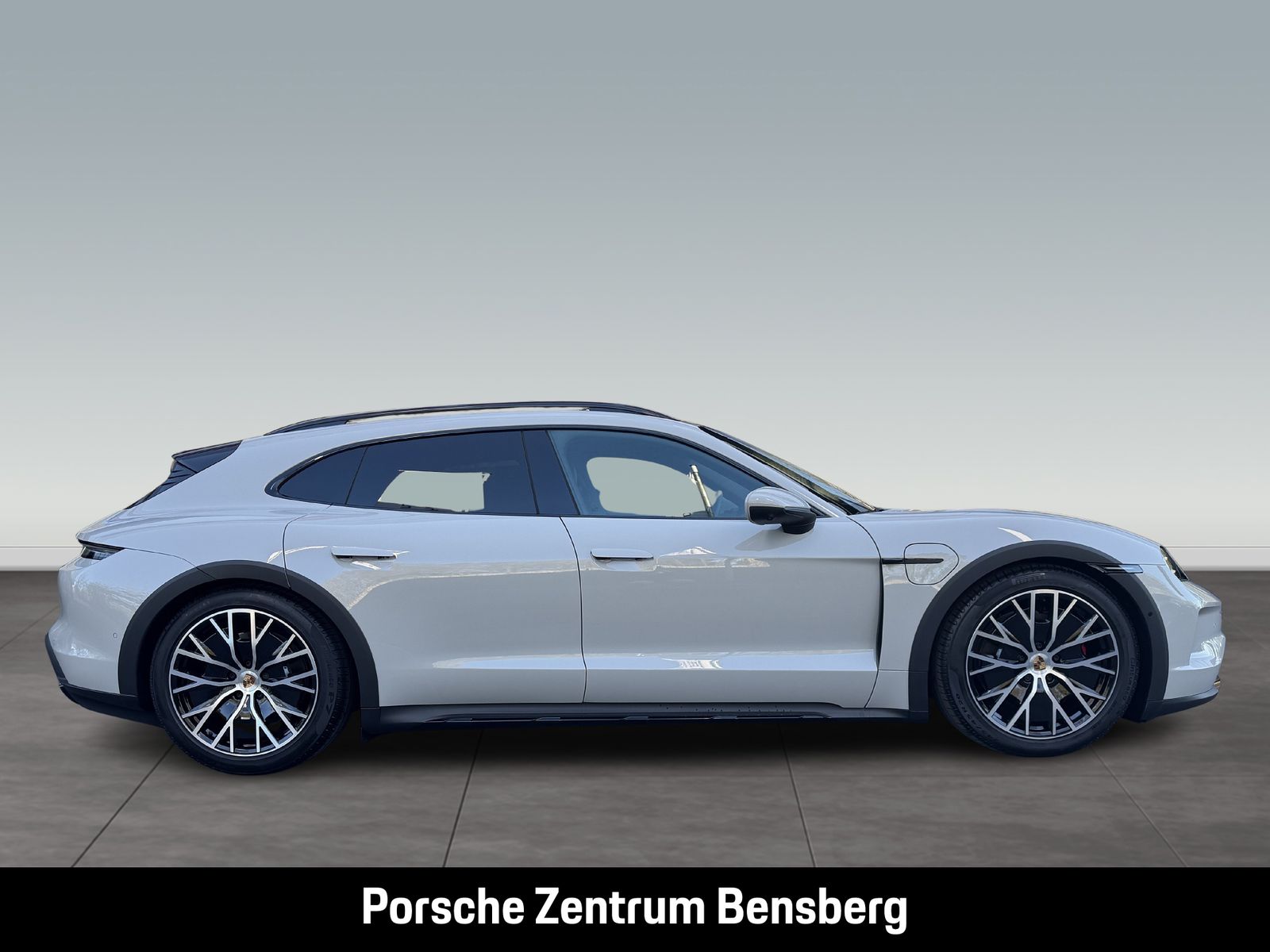 Porsche Taycan 4S Cross Turismo