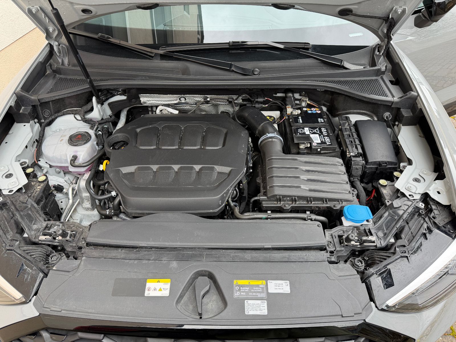 Audi Q3 Sportback 40 TFSI quattro S line, fast VOLL