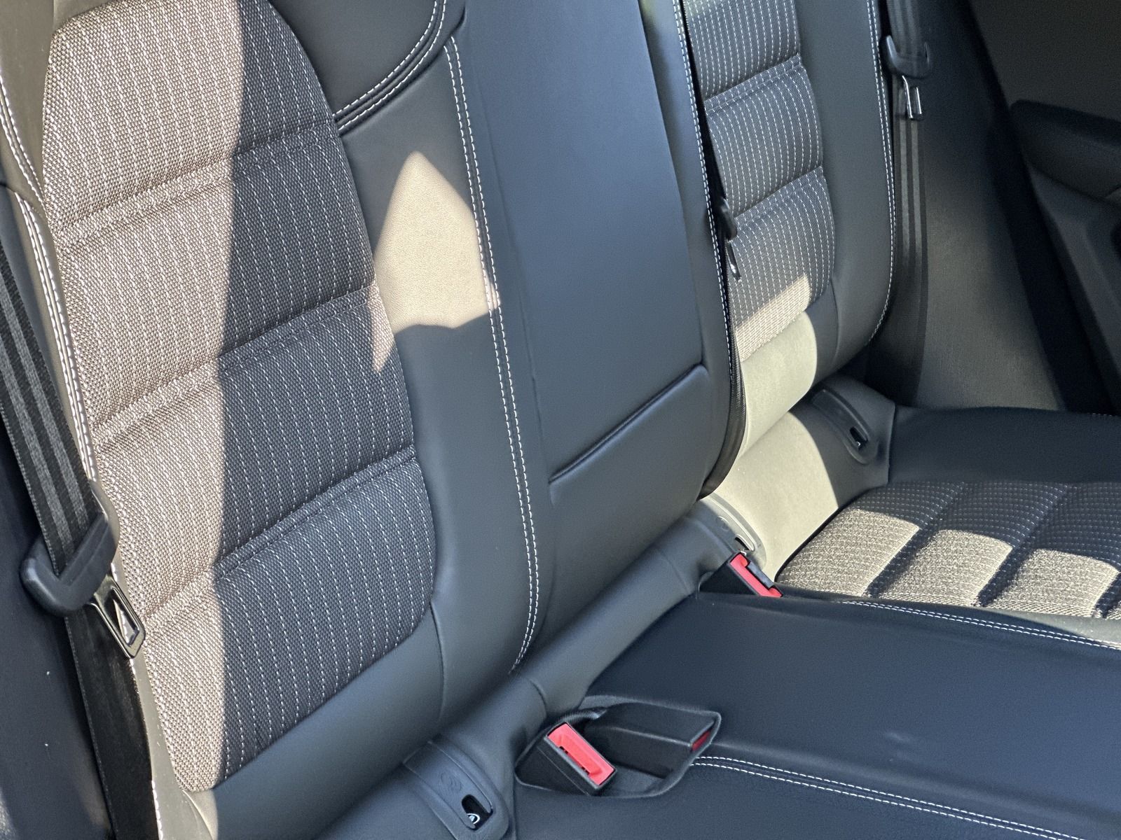 Porsche Macan T - Samsaru's Car Outlet