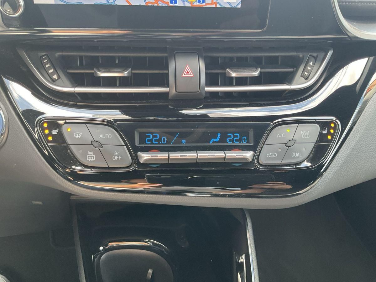 Toyota C-HR HYBRID TEAM D 1.8 16V - Samsaru's Car Outlet