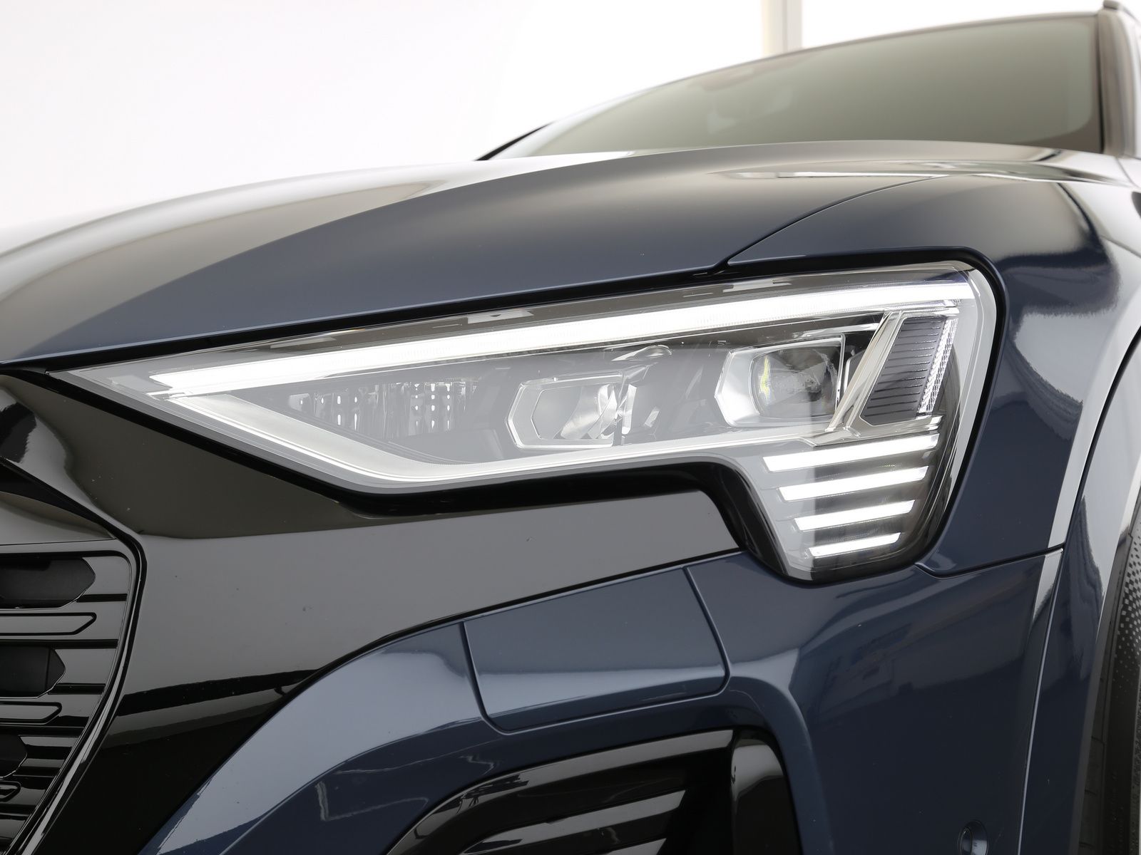 Audi Q8 e-tron 50 quattro S line  LED Navi Leder Head