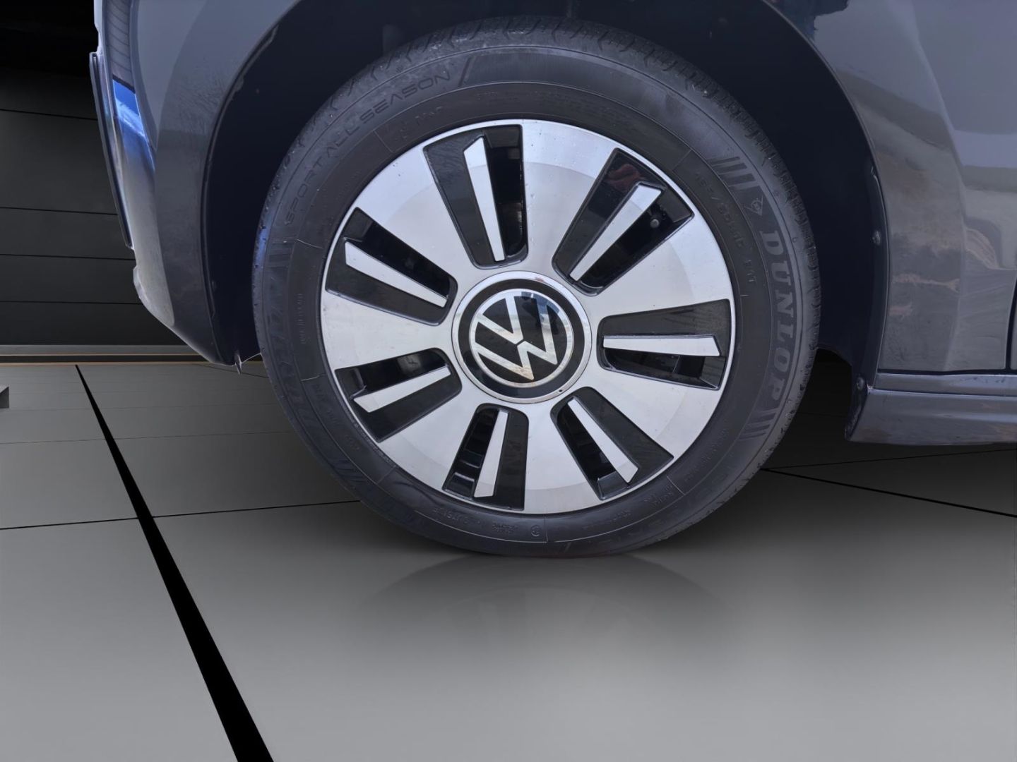 Volkswagen up e-up! - Samsaru's Car Outlet