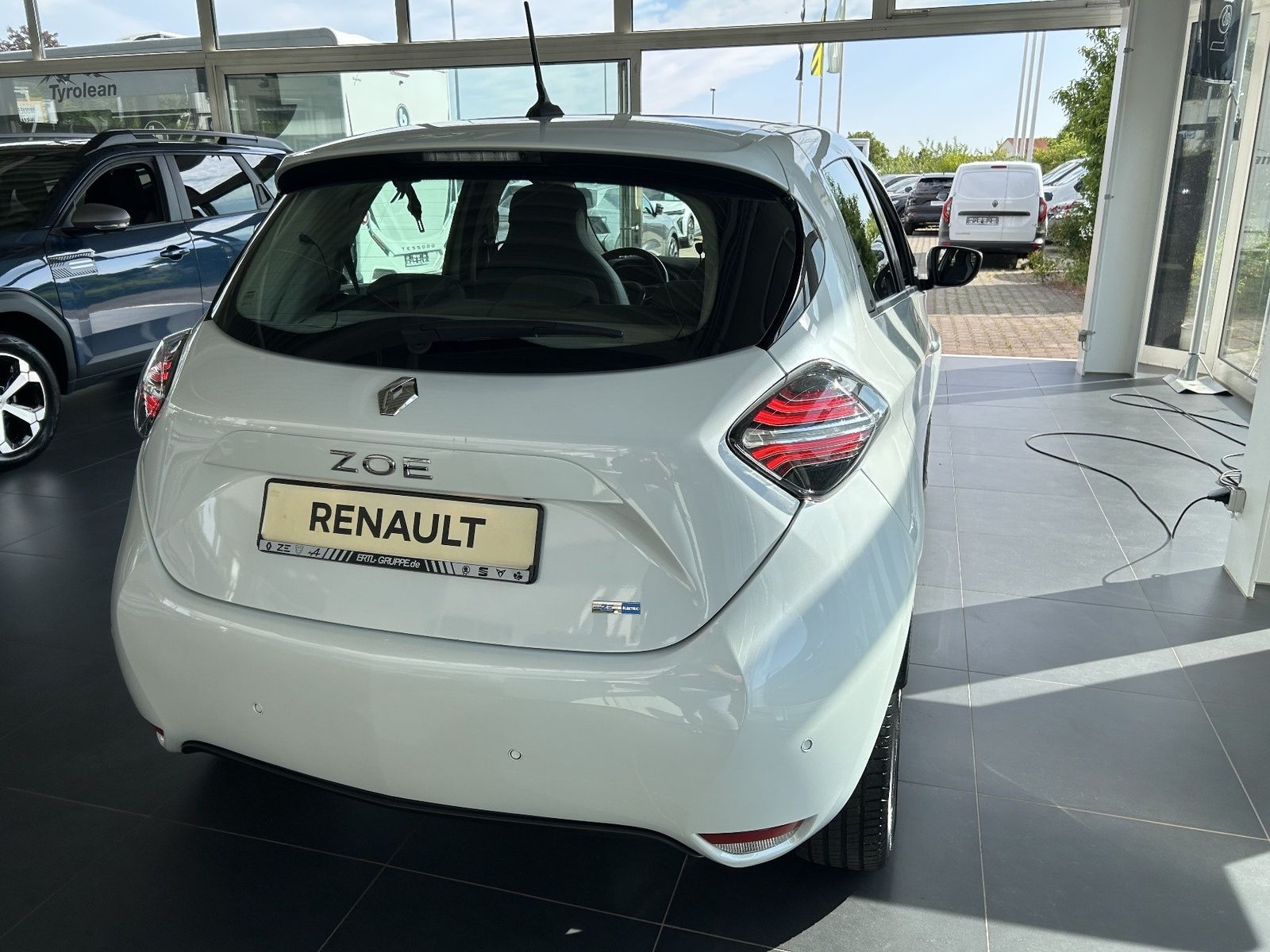Renault ZOE EXPERIENCE R110 Z.E. 50 - Samsaru's Car Outlet
