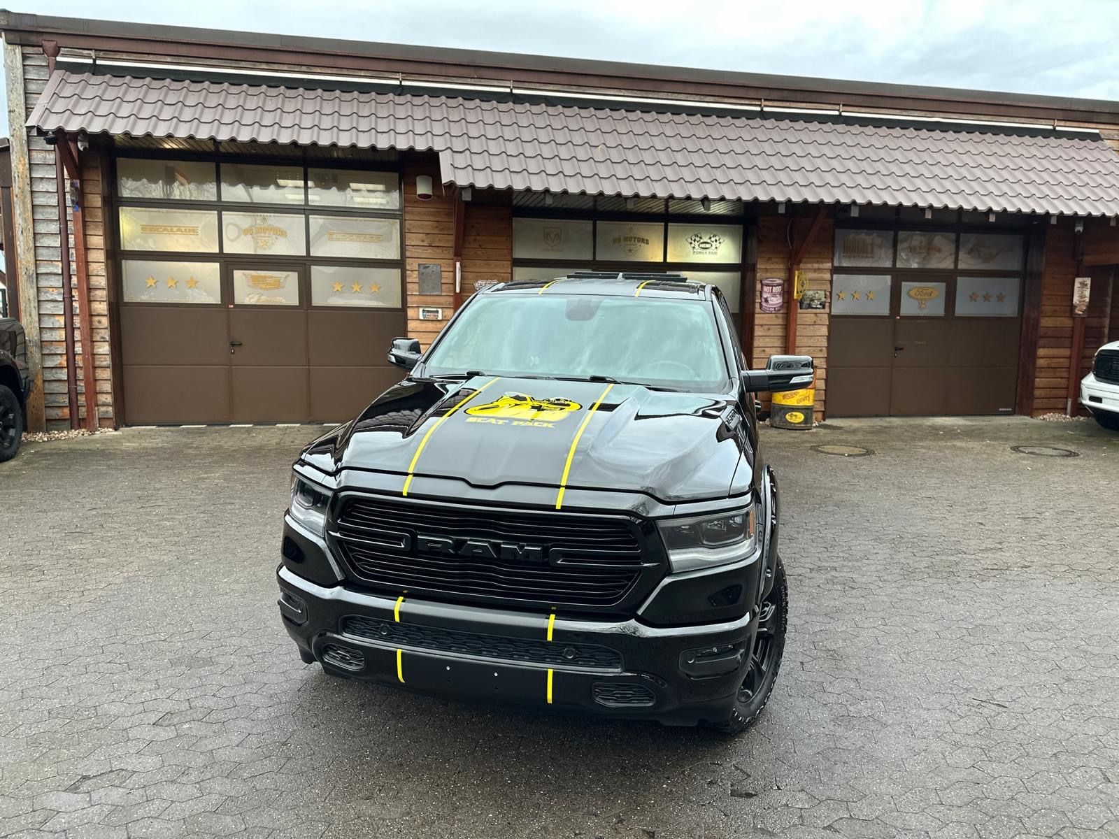 Dodge 5.7 V8*LIFT*BÜGEL*OFFROAD*AHK*NAVI*LED*GARANTIE