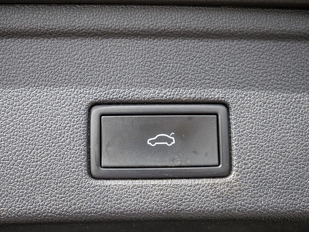 Volkswagen Touareg 3.0 V6 TSI eHybrid Elegance 4Motion PANO