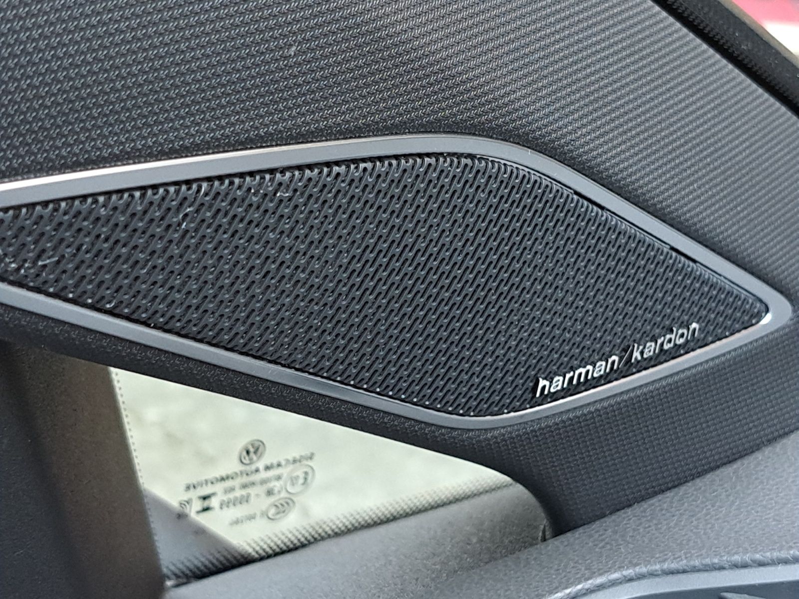 Volkswagen Golf R Performance 2.0 TSI 4Motion DSG PANO MATR