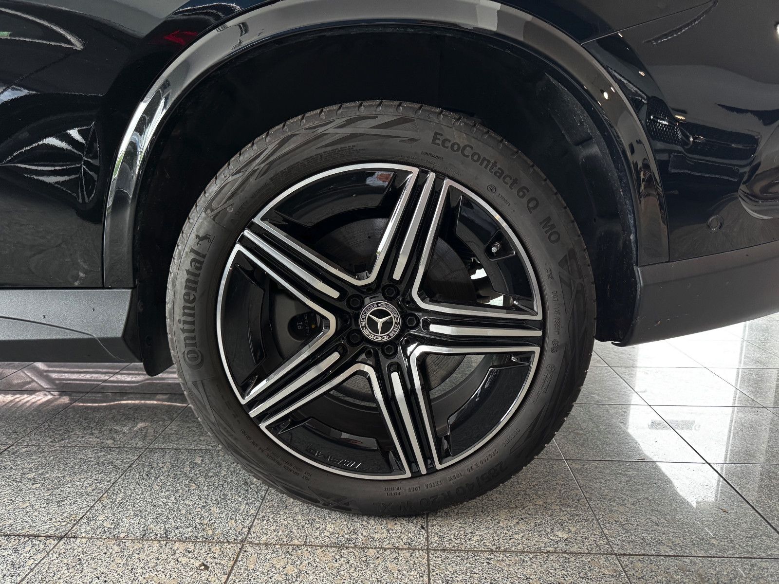 Mercedes-Benz GLC 300 de 4M*AMG P. PLUS*Night*HU*