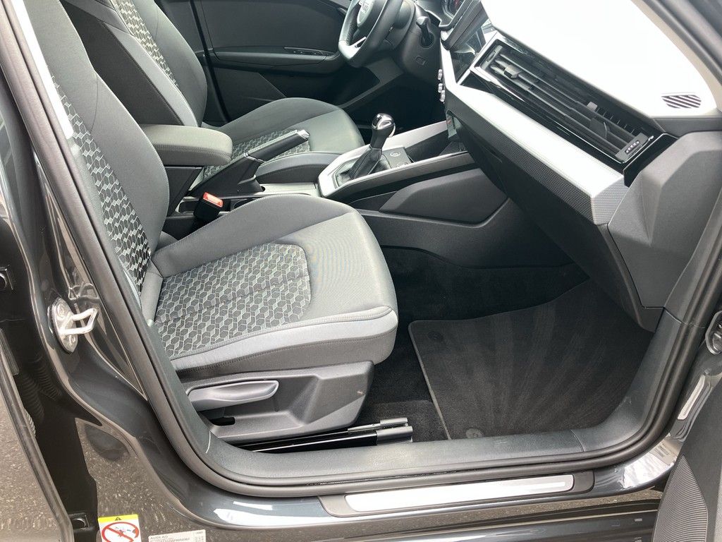 Audi A1 Sportback 25 TFSI S tronic advanced - Samsaru's Car Outlet