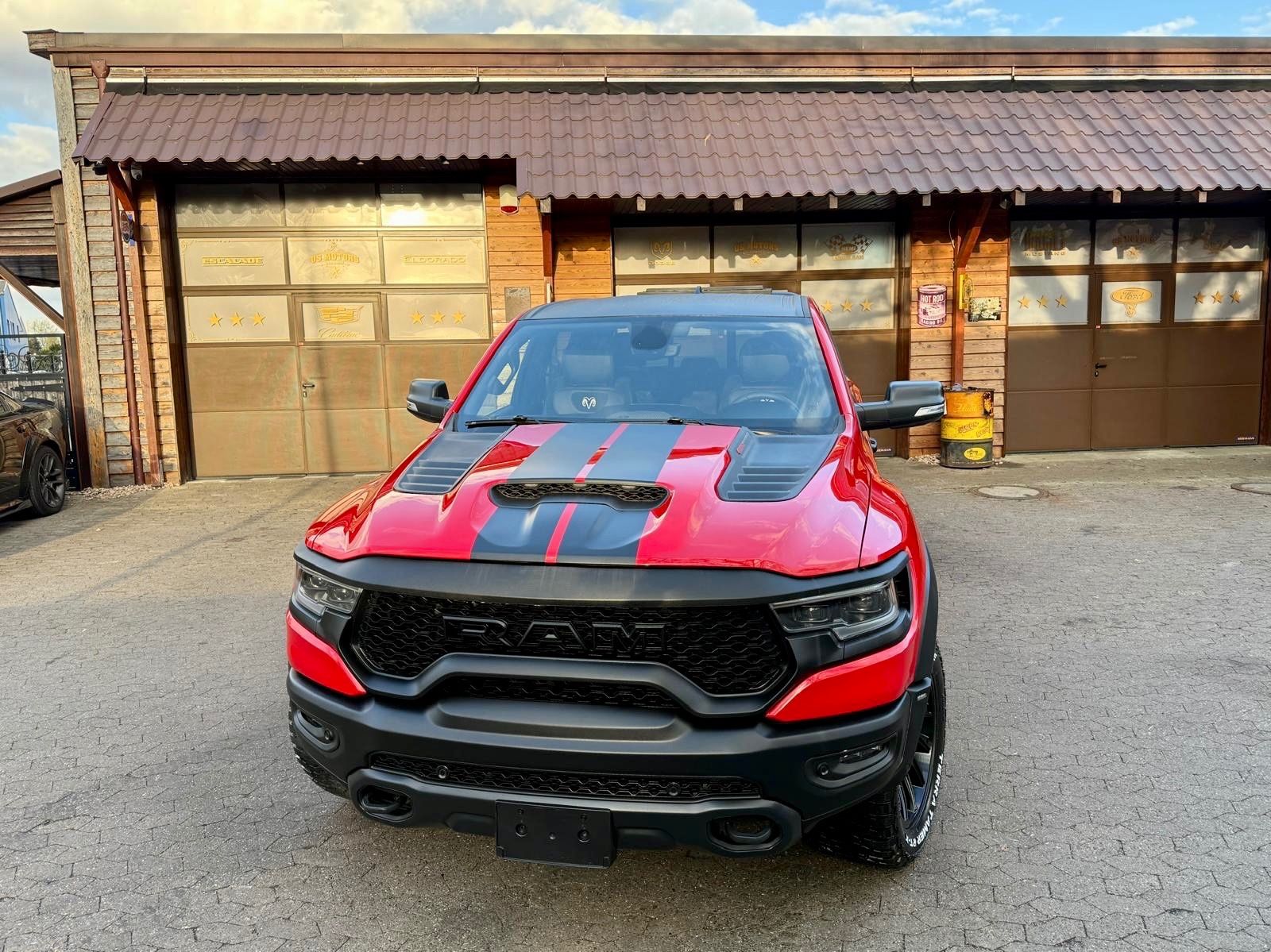 Dodge V8*TRX KIT*OFFROAD*ROLLBAR*4X4*AHK*NAVI*BÜGEL*